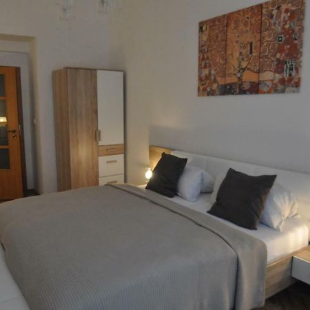 Jirina Appartments ปราก ภายนอก รูปภาพ
