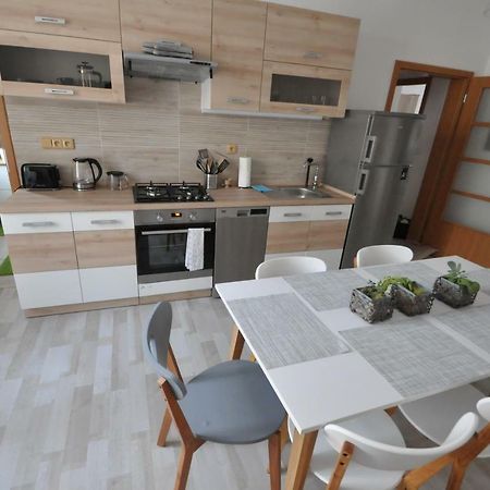 Jirina Appartments ปราก ภายนอก รูปภาพ