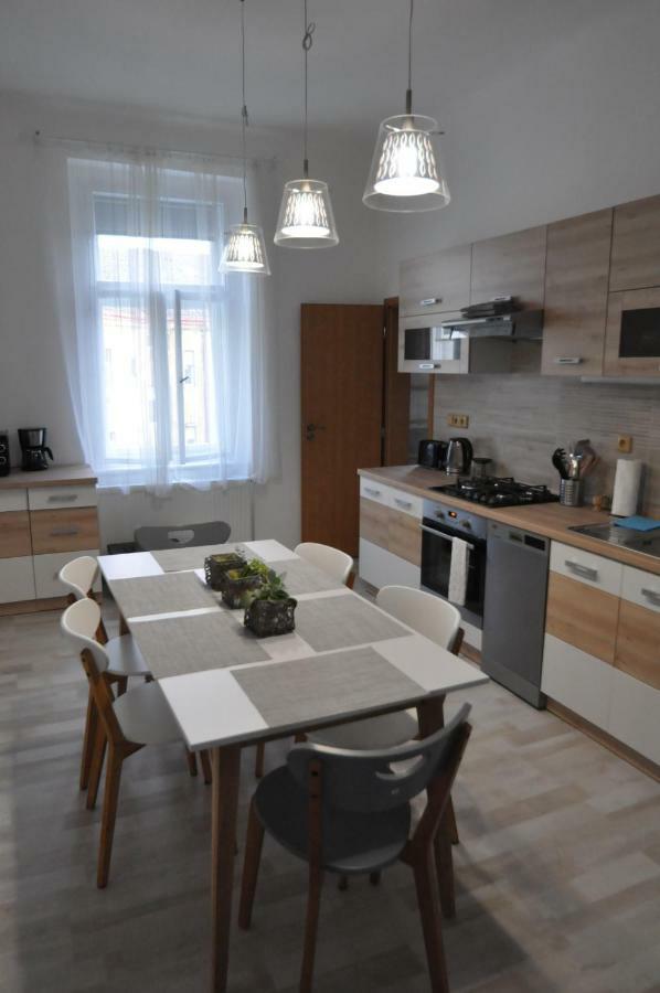 Jirina Appartments ปราก ภายนอก รูปภาพ